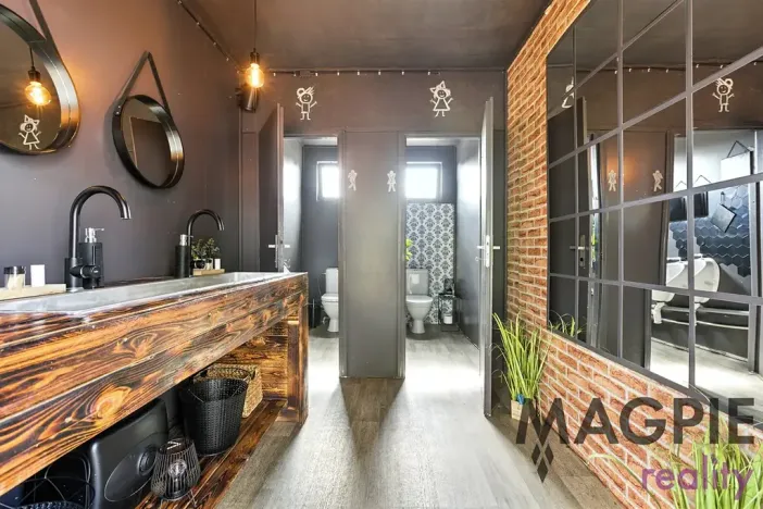 Pronájem restaurace, Praha - Uhříněves, Přátelství, 172 m2