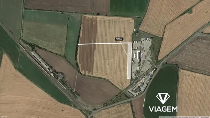 Prodej podílu pole, Vinařice, 2142 m2