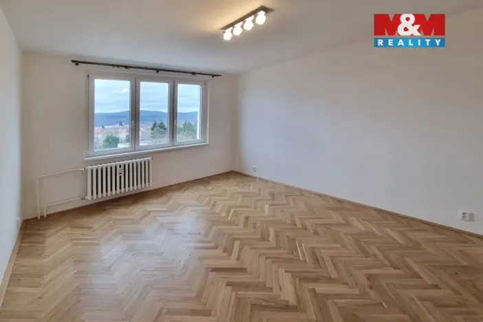 Pronájem bytu 2+1, Karlovy Vary - Stará Role, Fibichova, 54 m2