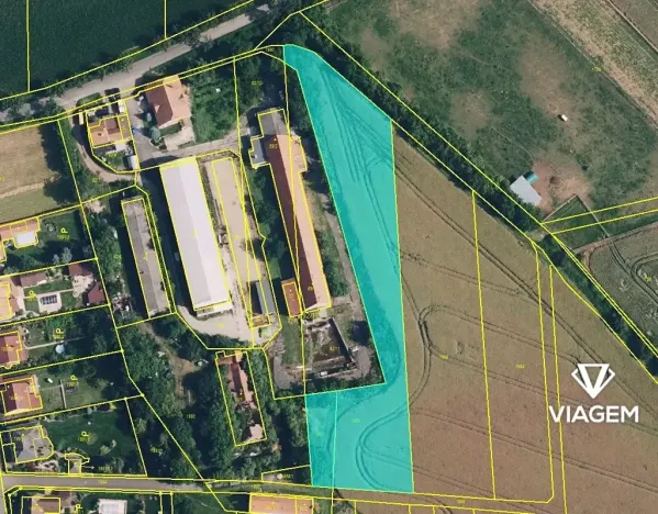 Prodej podílu komerčního pozemku, Seloutky, 1644 m2