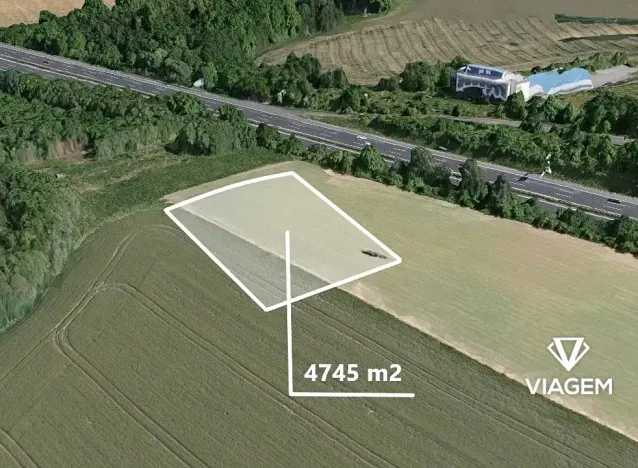 Prodej podílu pole, Strančice, 1552 m2