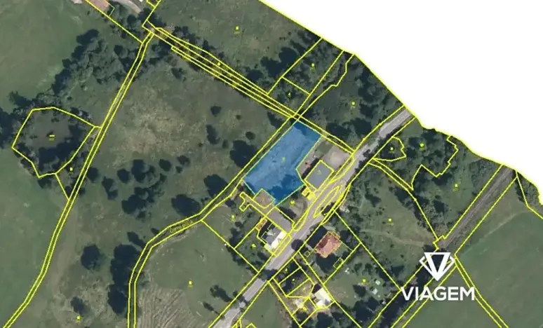 Prodej komerčního pozemku, Královec, 2215 m2