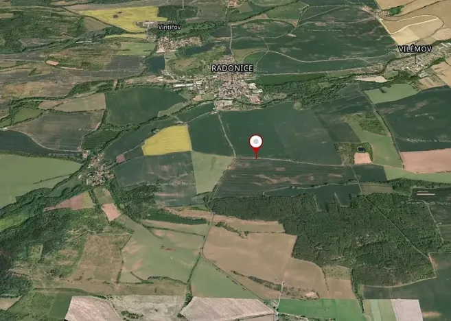 Prodej pole, Radonice, 3084 m2