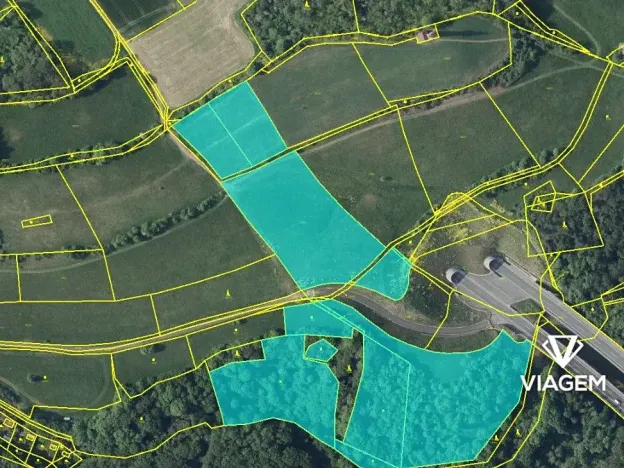 Prodej podílu pole, Prackovice nad Labem, 2008 m2