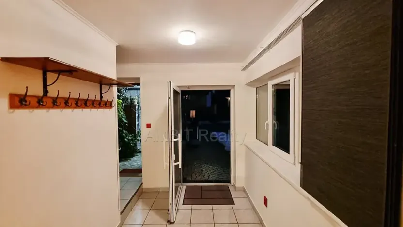 Pronájem kanceláře, Praha - Řepy, Žalanského, 53 m2