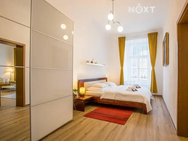 Prodej bytu 2+1, Jindřichův Hradec, nám. Míru, 100 m2