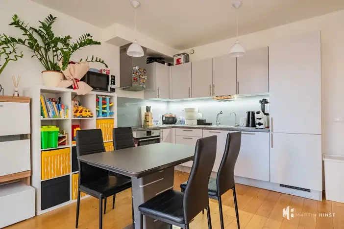 Prodej bytu 2+kk, Praha - Vršovice, Archangelská, 97 m2