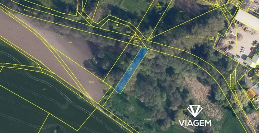 Prodej podílu pole, Roudnice nad Labem, 170 m2