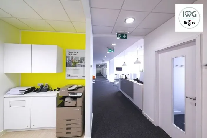 Pronájem kanceláře, Praha - Karlín, Rohanské nábřeží, 50 m2