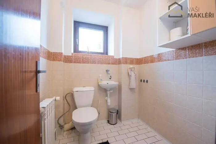 Pronájem bytu 3+1, Praha - Nebušice, Pod hájovnou, 123 m2