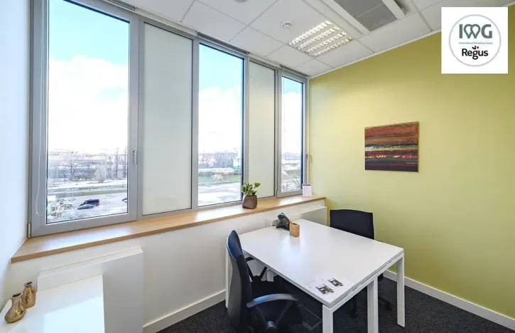 Pronájem kanceláře, Praha - Karlín, Rohanské nábřeží, 60 m2