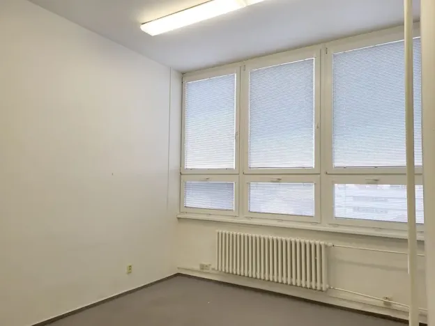 Pronájem kanceláře, Brno, Cejl, 23 m2