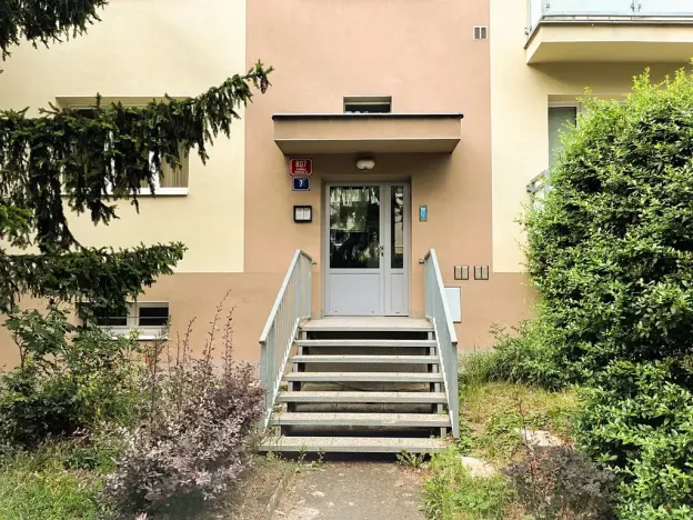 Prodej bytu 3+kk, Praha - Podolí, Gončarenkova, 61 m2