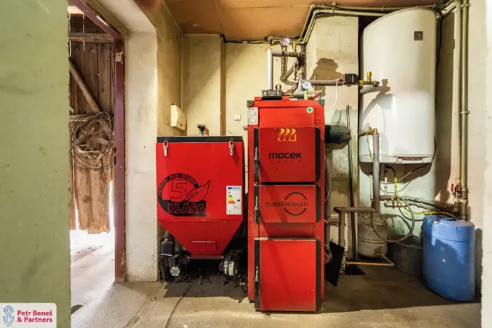 Prodej rodinného domu, Kolešov, 198 m2