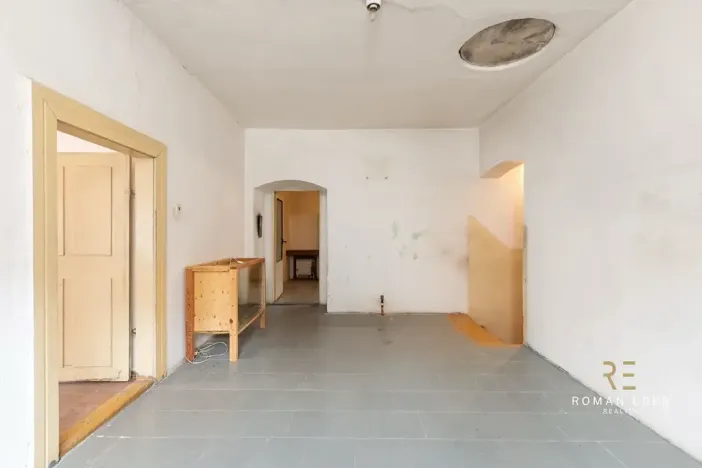 Prodej vícegeneračního domu, Chotiněves, 495 m2