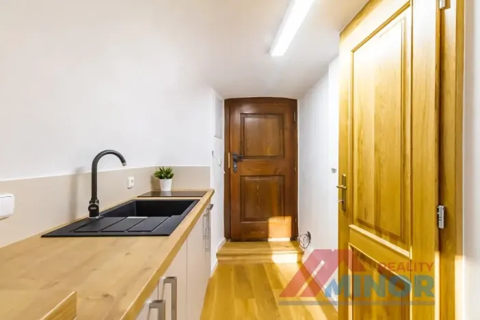 Pronájem kanceláře, Slaný, Soukenická, 20 m2