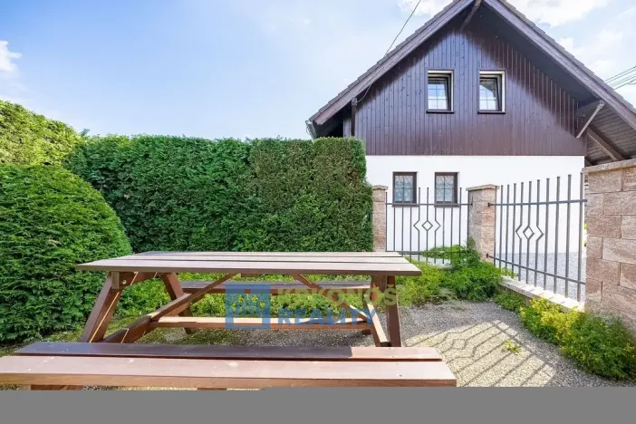 Prodej chaty, Černý Důl, 340 m2