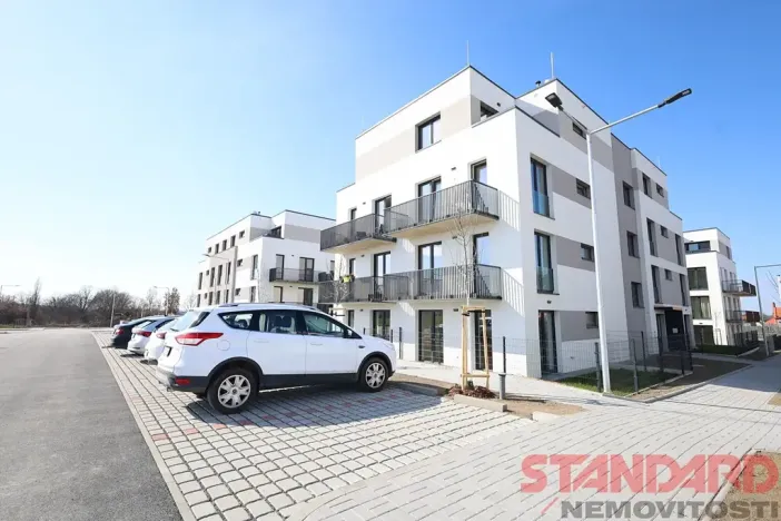 Pronájem bytu 1+kk, Dobřany, Ústavní, 37 m2