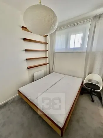 Pronájem bytu 2+kk, Praha - Holešovice, Osadní, 43 m2