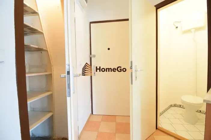 Pronájem bytu 2+kk, Praha - Nusle, U gymnázia, 52 m2