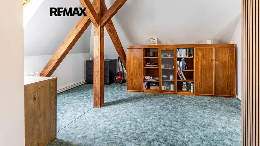 Prodej rodinného domu, Nový Bor, Hřebenka, 294 m2