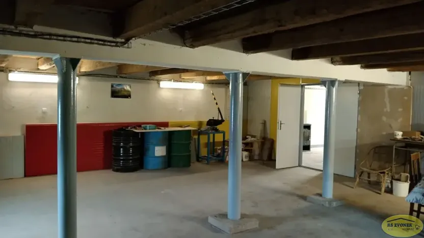 Pronájem skladu, Holešov, 100 m2