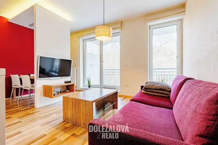 Pronájem bytu 2+kk, Jihlava, U Dlouhé stěny, 58 m2