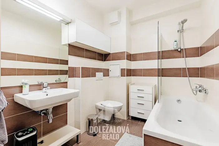 Pronájem bytu 2+kk, Jihlava, U Dlouhé stěny, 58 m2