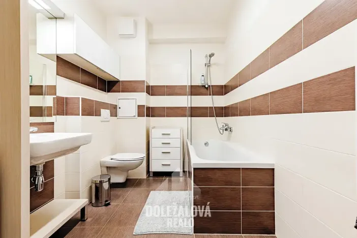 Pronájem bytu 2+kk, Jihlava, U Dlouhé stěny, 58 m2