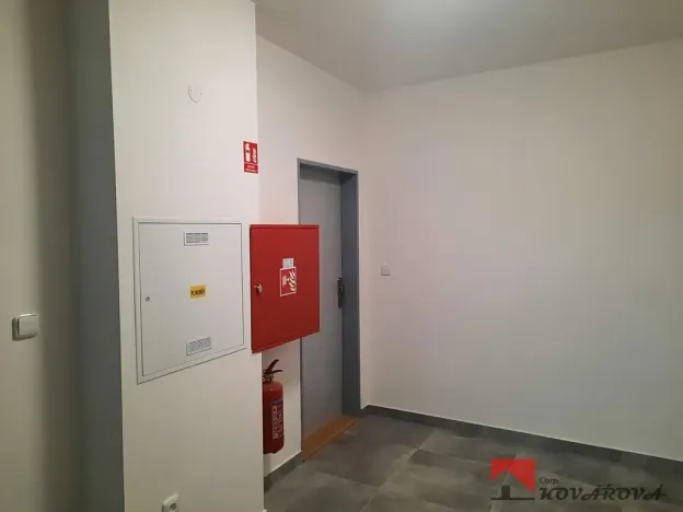 Pronájem bytu 2+kk, Kralupy nad Vltavou, Souběžná, 38 m2