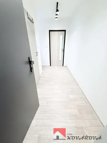 Pronájem bytu 2+1, Kralupy nad Vltavou, Dr. E. Beneše, 55 m2