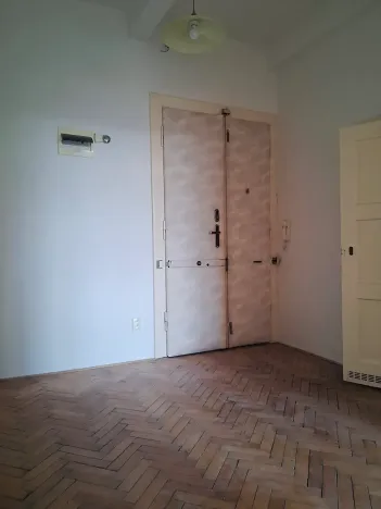 Pronájem bytu 2+1, Praha, Slezská, 75 m2