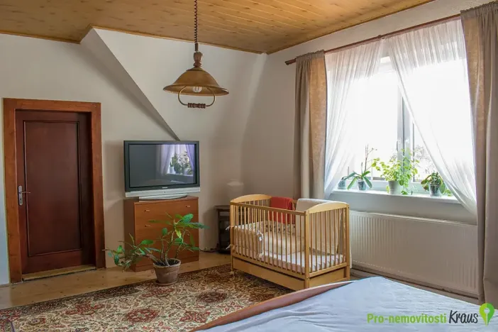 Prodej rodinného domu, Mirošov, Školní, 180 m2