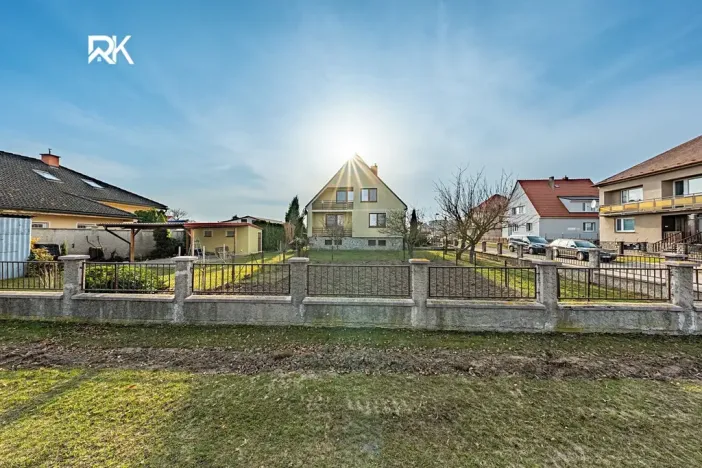 Prodej rodinného domu, Veltruby, Nová, 235 m2