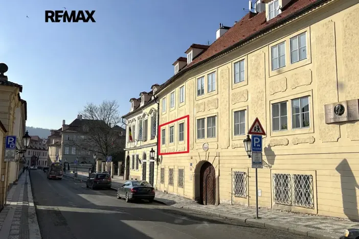 Prodej bytu 4+1, Praha - Malá Strana, Valdštejnská, 117 m2