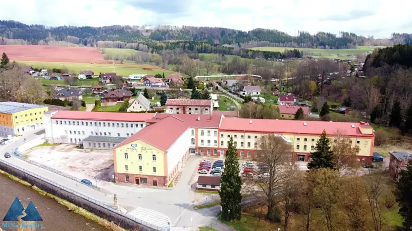 Pronájem skladu, Trutnov, Tovární, 1610 m2