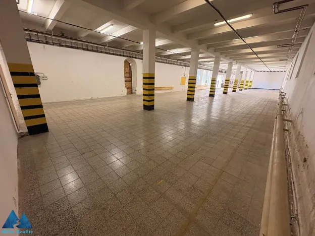 Pronájem skladu, Trutnov, Tovární, 468 m2