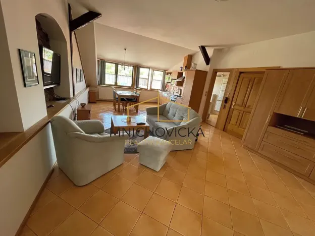 Pronájem bytu 3+kk, Žebrák, Náměstí, 87 m2