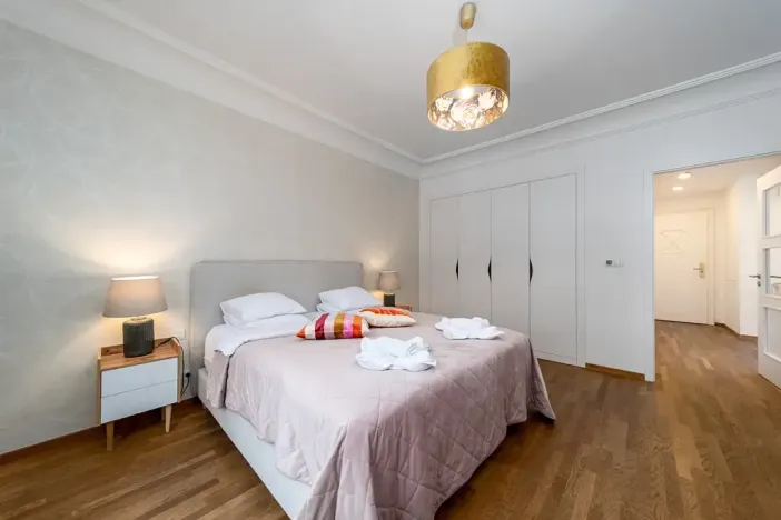 Prodej bytu 2+kk, Praha - Staré Město, Dlouhá, 72 m2