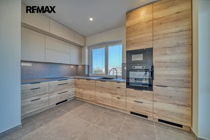 Pronájem bytu 2+kk, Kolín, Pražská, 54 m2