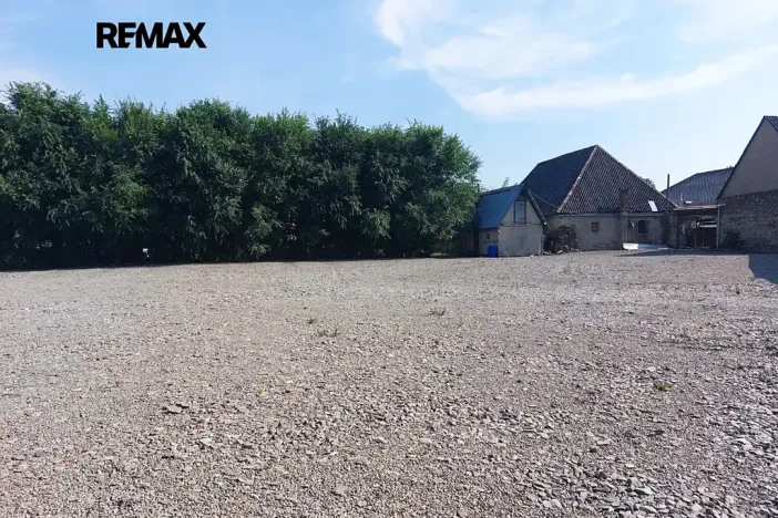 Prodej komerční nemovitosti, Církvice, 6984 m2