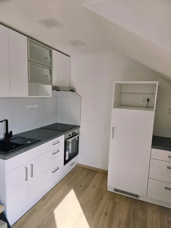 Pronájem bytu 2+kk, Opava, Olomoucká, 49 m2