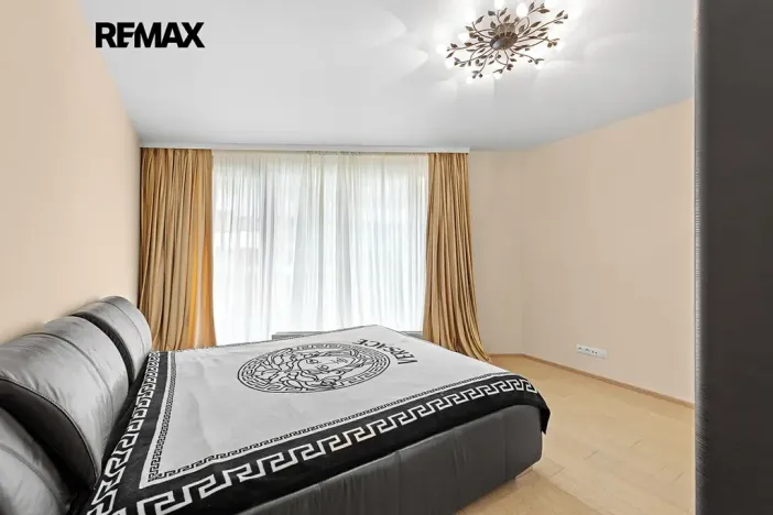 Prodej bytu 2+kk, Praha - Hlubočepy, Devonská, 64 m2