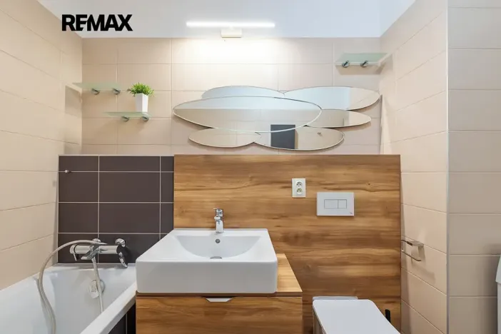 Prodej bytu 2+kk, Praha - Hlubočepy, Devonská, 64 m2