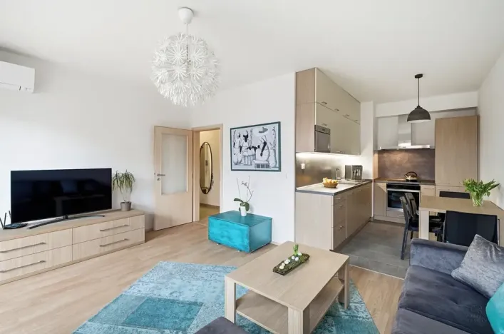 Prodej bytu 3+kk, Praha - Kyje, Sicherova, 64 m2