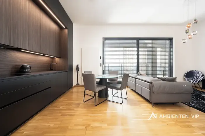 Prodej bytu 2+kk, Praha - Vysočany, Oktábcových, 72 m2