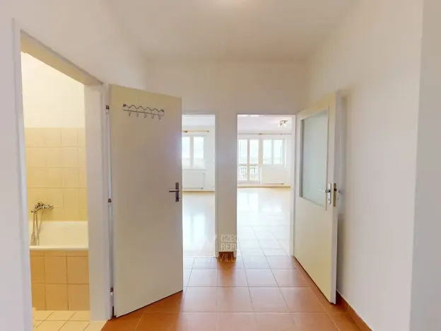 Pronájem bytu 2+kk, Praha - Kyje, Pelušková, 52 m2