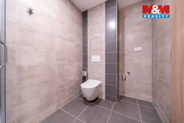 Pronájem bytu 1+kk, Třemošná, Školní, 32 m2