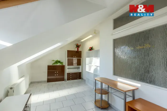 Prodej obchodního prostoru, Postoloprty, Marxovo náměstí, 440 m2