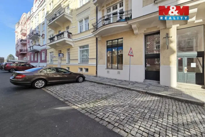 Pronájem obchodního prostoru, Karlovy Vary, Koptova, 57 m2